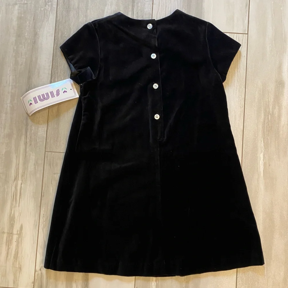 NWT Simi Black Velveteen Short Sleeve Shift Dress with Decorative Bows, girls 5